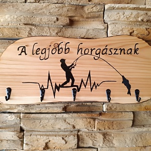 Fali kulcstartó a legjobb horgásznak , Otthon & Életmód, Dekoráció, Fali és függő dekoráció, Fali kulcstartó, Famegmunkálás, MESKA