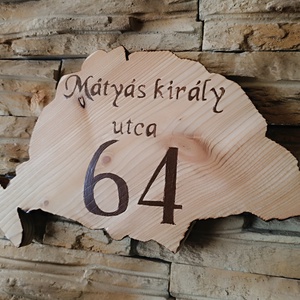 Nagyméretű Nagy Magyarország formájú házszám tábla  - otthon & életmód - ház & kert - házszám - Meska.hu
