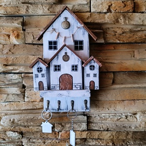 Egyedi, házikós fából készült fali kulcstartó  - otthon & életmód - dekoráció - fali és függő dekoráció - fali kulcstartó - Meska.hu