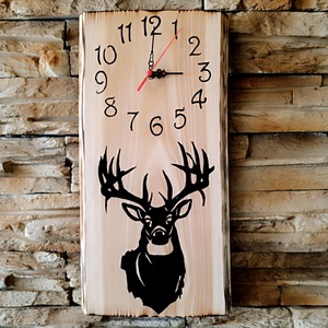 Vörösfenyő fa falióra szarvas sziluettel díszítve  - otthon & életmód - dekoráció - fali és függő dekoráció - falióra & óra - Meska.hu