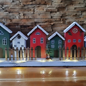Karácsonyi falu LED világítással  - karácsony - karácsonyi lakásdekoráció - karácsonyi falu, házikó - Meska.hu