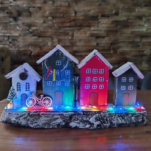 Karácsonyi utcakép színes LED világítással  - karácsony - karácsonyi lakásdekoráció - karácsonyi falu, házikó - Meska.hu