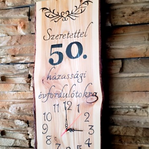 Egyedi, fából készült falióra 50.házassági évforduló alkalmából  - Meska.hu