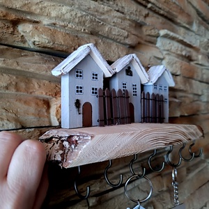 Szürke házikós fa fali kulcstartó  - otthon & életmód - dekoráció - fali és függő dekoráció - fali kulcstartó - Meska.hu