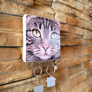 Fa fali kulcstartó macska képpel díszítve  - otthon & életmód - dekoráció - fali és függő dekoráció - fali kulcstartó - Meska.hu