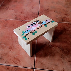 Gyerek sámli bagoly családdal  - baba - mama - babaszobabútor - gyerek szék, sámli - Meska.hu