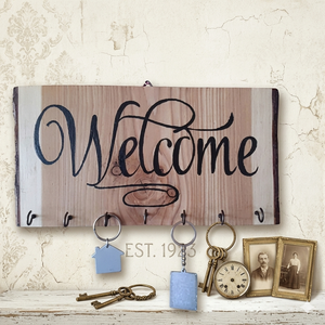 Welcome felirattal díszített fából készült fali kulcstartó , Otthon & Életmód, Dekoráció, Fali és függő dekoráció, Fali kulcstartó, Famegmunkálás, MESKA