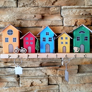 Színes városka kulcstartó � egyedi kézműves lakásdekor - otthon & életmód - dekoráció - fali és függő dekoráció - fali kulcstartó - Meska.hu