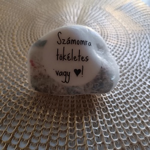 Számomra tökéletes vagy Feliratos Kő/ Ajándékkő - otthon & életmód - dekoráció - asztal és polc dekoráció - kavics & kő - Meska.hu