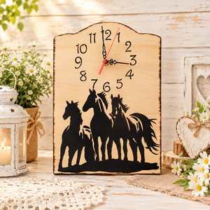 � Egyedi kézműves fa falióra � Lovak sziluettjével, rusztikus vintage stílusban - Meska.hu