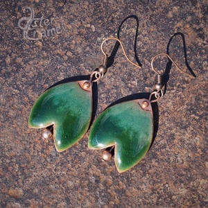 Tulipán formájú tűzzománc fülbevaló, nagy méretű, sötétzöld - Meska.hu