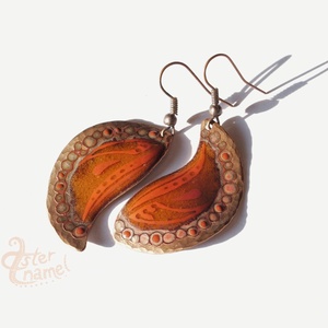 Narancssárga kalapált szélű tűzzománc fülbevaló - Meska.hu