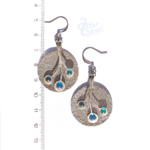 Türkizkék tűzzománc-bogyós kerek alpakka fülbevaló - ékszer - fülbevaló - lógós kerek fülbevaló - Meska.hu