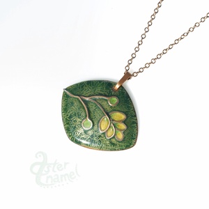 Zöld növénykés tűzzománc nyaklánc vörösréz láncon - Meska.hu