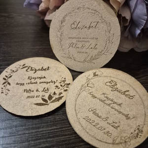 Esküvői hűtőmágneses köszönőajándék és ültetőkártya - esküvő - emlék & ajándék - köszönőajándék - Meska.hu