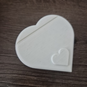 Esküvői ültetőkártya szív alakú tartóval - esküvő - emlék & ajándék - köszönőajándék - Meska.hu