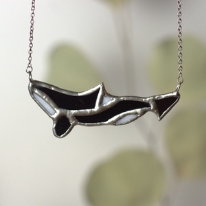 ORCA  BÁLNA üveg nyaklánc, újrahasznosított üvegből, fenntartható, minimal, etikus, környezetbarát, természetbarát,állat - Meska.hu