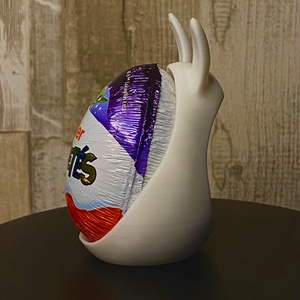 3D Nyomtatott Húsvéti Kindertojás Tartó  - ünnepi díszek, dekorációk - húsvéti díszek és dekorációk - húsvéti tojástartó - Meska.hu