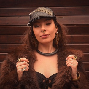 Újrahasznosított, bicikli belső gumiból készített nyakék - ékszer - nyaklánc - bogyós nyaklánc - Meska.hu