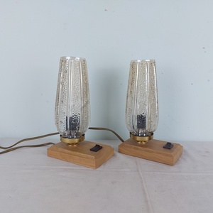 Par retro asztali lampa, kis lampa, Otthon & Életmód, Lámpa, Asztali lámpa, , Par retro asztali lampa, kis lampa

22x13cm

Egyeni vallalkozokent csak fizikai szemelynek tudok sz..., MESKA