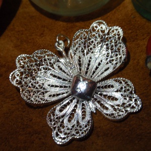 Filigrán ezüst pillangó gránát kővel - ékszer - Meska.hu