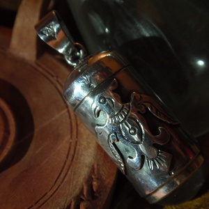 Ezüst fiola (turul) amulett - Meska.hu