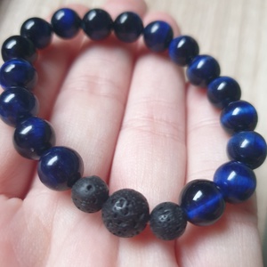 Illatfelhő a csuklódon, illatos ásványkarkötő, lávakő és tigrisszemből - ékszer - karkötő - ásványkarkötő - Meska.hu