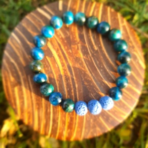 Illatfelhő a csuklódon, illatos ásványkarkötő, lávakő és tigrisszemből - ékszer - karkötő - ásványkarkötő - Meska.hu