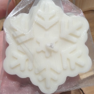 Szójaviasz gyertya hópehely alakú - kellékek & szerszámok - dekorációs kellékek - dekorációs gyertya - Meska.hu