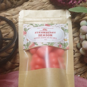 Illatviasz-Strawberry Season - otthon & életmód - gyertya, illat, aroma - illatviasz - Meska.hu