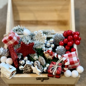 Karácsonyi ládika asztaldísz - Meska.hu