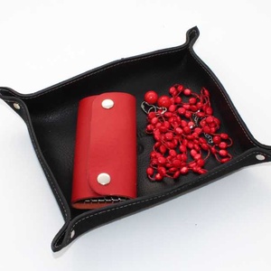 Bőr tálca - kulcstartó, ékszertató - otthon & életmód - tárolás & rendszerezés - íróasztali tároló - Meska.hu