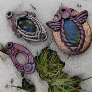 Lila medál rózsakvarccal - ékszer - nyaklánc - medál - Meska.hu