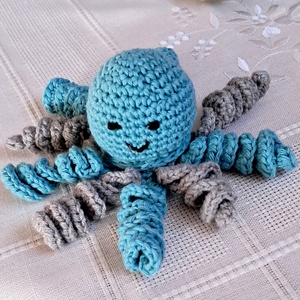 Amigurumi polip - Meska.hu