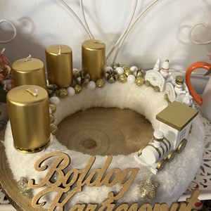 Adventi koszorú fehér arany színben - Meska.hu