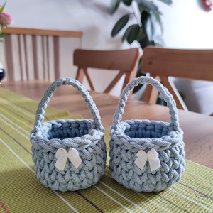 Húsvéti kosárka - világos kék , Otthon & Életmód, Tárolás & Rendszerezés, Tárolókosár, Horgolás, MESKA