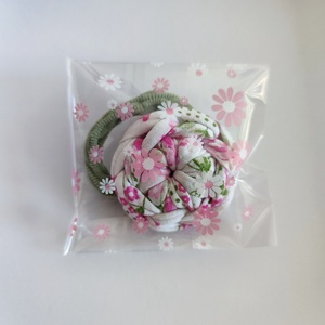 Hajgumi horgolt virággal - ruha & divat - hajdísz & hajcsat - hajgumi - Meska.hu