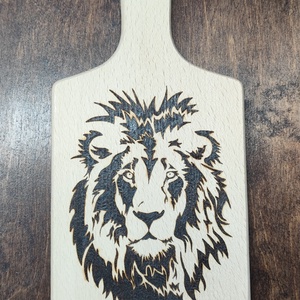 Vágódeszka. Oroszlán , Otthon & Életmód, Konyhafelszerelés, tálalás, Sütés, főzés, Vágódeszka, Gravírozás, pirográfia, MESKA