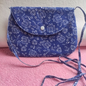 Tulipán mintás táska - táska & tok - kézitáska & válltáska - vállon átvethető táska - Meska.hu