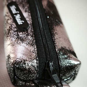 Tolltartó - otthon & életmód - papír, írószer - tolltartó & ceruzatekercs - Meska.hu