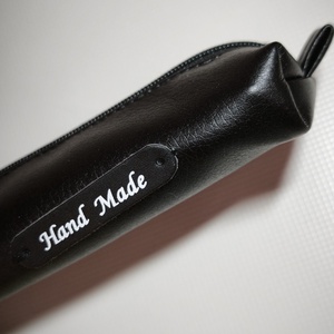 Tolltartó - otthon & életmód - papír, írószer - tolltartó & ceruzatekercs - Meska.hu