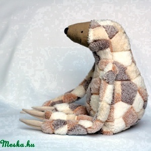 Kis foltos plüss Lajhár -  - Meska.hu