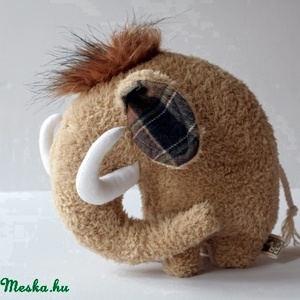 Gyapjas Mamut plüss, Játék & Sport, Plüssállat & Játékfigura, Más figura, Varrás, MESKA