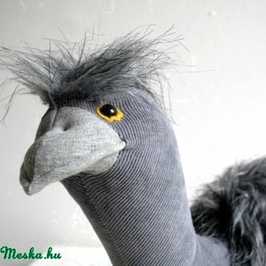 Emu, Puha, szürke, borzas madár, Ausztráliában őshonos hatalmas futómadár -  - Meska.hu