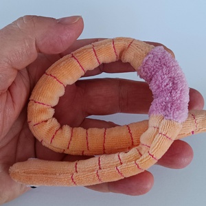 Életnagyságú Giliszta Babzsák, 35 centis Gusztustalan Gyűrűsféreg, Rendkívül Hasznos Talajlakó Kukac, Játék & Sport, Plüssállat & Játékfigura, Más figura, Baba-és bábkészítés, Varrás, MESKA