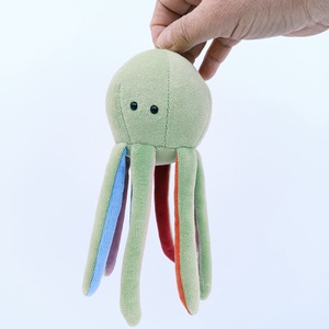 Puha Polip, Táskára, Hátizsákra, Babakocsira vagy Máshová Akasztható Lábasfejű Plüssjáték - játék & sport - plüssállat & játékfigura - polip, medúza - Meska.hu