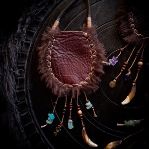 Lélekőrző vándortarisznyák ásvánnyal, nyakbaakasztható - ékszer - nyaklánc - hosszú nyaklánc - Meska.hu