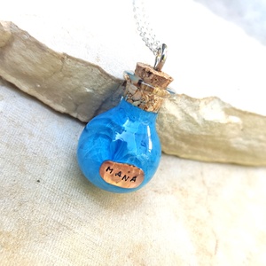 Mana varázsital medál, kék üvegcse nyaklánc sterling ezüst (925) láncon, dnd ékszer Dungeons and Dragons medál, potion - ékszer - nyaklánc - medálos nyaklánc - Meska.hu