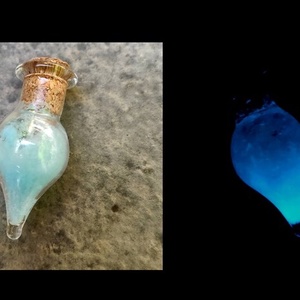 Színes üvegcse, potion, életerő, mana, méreg varázsital bájital dnd Dungeons and Dragons ékszerkészítéshez kellék - kellékek & szerszámok - üveg - Meska.hu