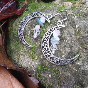 Ezüst hold fénye fülbevaló , Ékszer, Fülbevaló, Lógó fülbevaló, Ékszerkészítés, Gyöngyfűzés, gyöngyhímzés, MESKA